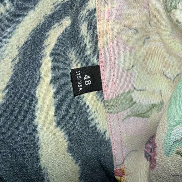 AUTHENTIC  MENS VERSACE SHORT SLEEVE BUTTON UP SHIRT SIZE 48 LOOSE FIT M/L - Picture 12 of 12